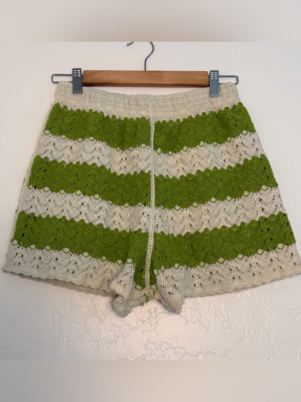 Rebellion Womens medium Crochet Stripe Shorts Green&Cream high waist boho Style
